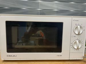 Bajaj 1702 MT Microwave