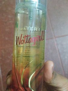 Layer&#39;r Wottagirl Body Splash Vanilla Twist