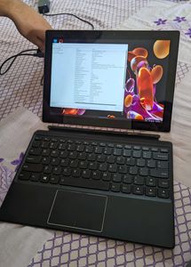 Lenovo Pad 2-in-1, Touchscreen Intel 7 7th Gen, 16