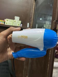 Foldable hair dryer