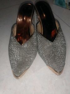 Part Wear Heels