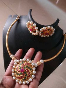 Elegant Pearl Necklace &amp; Earring Set