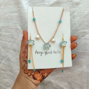 Floral Resin Jewelry Set