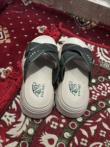 Stylish Ladies Slipper For Daily wear