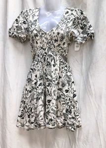 101610. Floral Cutout Mini Dress
