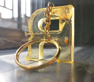 Rasin Keychain Letter &#34;R&#34;