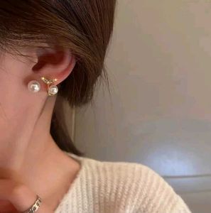 Pearl Butterfly dual two in One Earrings✨🤍