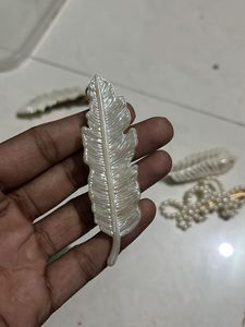 Feather &amp; Pearl Hair Clips