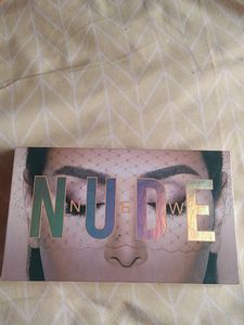 Nude Eyeshadow Palette