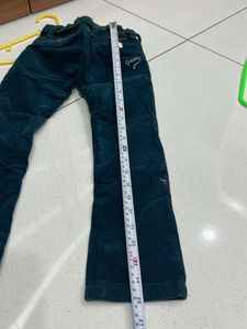 Cute Green Corduroy Pants 👖