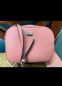 Van Heusen Sling Bag