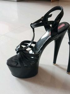Black Stilettos Heels 👠