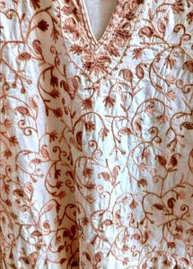 🤎 Embroidered Tunic