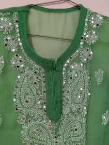Green Embroidered Kurta