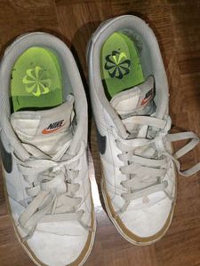 Nike Court Vintage Sneakers (original sneaker )