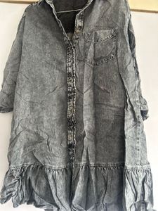 Gap Denim Peplum Style Shirt Top