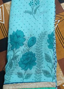Green Floral Saree unstitched blouse but fal