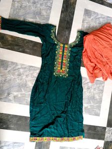 Green Embroidered Kurta Set