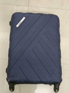 Safari Suitcase Premium With Lock