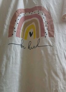 Cute 'Be Kind' Graphic Tee