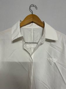 White Collared Button-Up🤍
