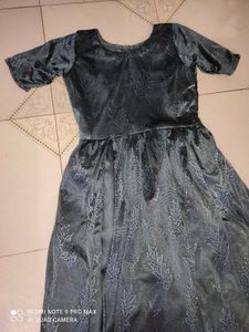 Beautiful Grey Woman And Girls Gown 😍