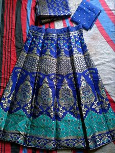 Navy blue women&#39;s beautiful lahenga For Party