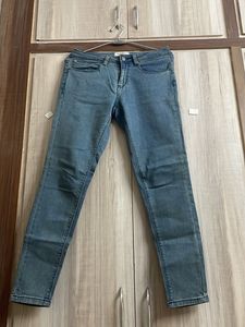 Light Wash Skinny Jeans