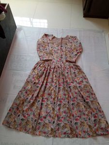 Nayara Cut Kurti (2 Inch Margin)
