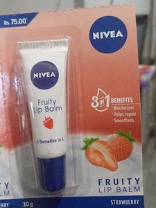*NEW* Nivea Fruity Lip Balm Pack Of 3