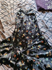 Floral Print Black Slip Dress 🌺✨