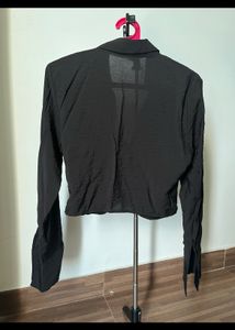 Y2K H&amp;M V Shaped, Crop Button Down Shirt