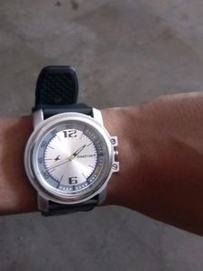 Fastrack Analogue Watch For Sale In New Condition Not Used As Buyed A Smartwatch