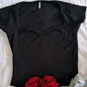 Black Sweetheart Crop Top