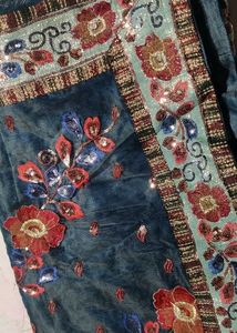 Beautiful Net Sareee With Thread Work