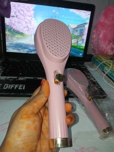 Trending Self Cleaning Aesthetic Comb