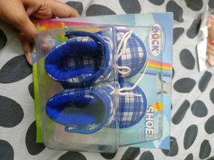 New Baby Shoes With Socks Set