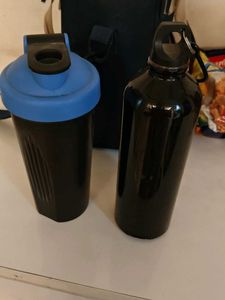 Grand Torton Water Bottle With Shaker