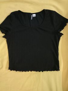 H&amp;M Fitted Top