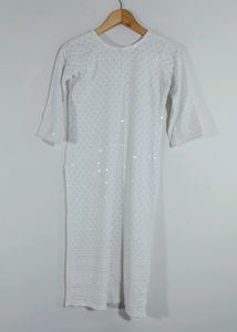 White Embroidered Kurta(women's)