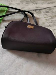 Van Heusen Sling Bag