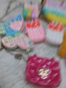 Assorted Pop-it Purses &amp; Accessories