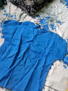 Blue 🔵 Top