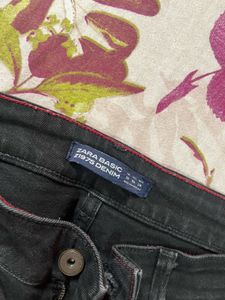 Zara Amazing Black Jeans