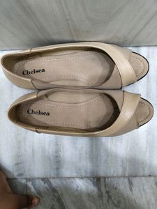 Women Comfortable Peep Toe Bellies Very Less Heel