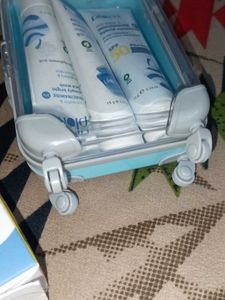 Plum Niacinamide Skincare Kit