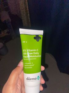 The Derma.Co Vitamin C Face Moisturizer