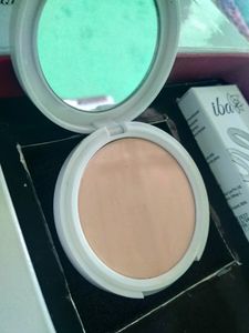 Brand New Iba Makeup Set