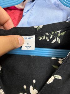 Black Casual Loose Top Floral Print