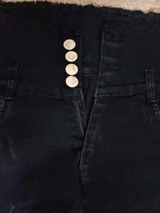 Stylish High-Waisted Jeans